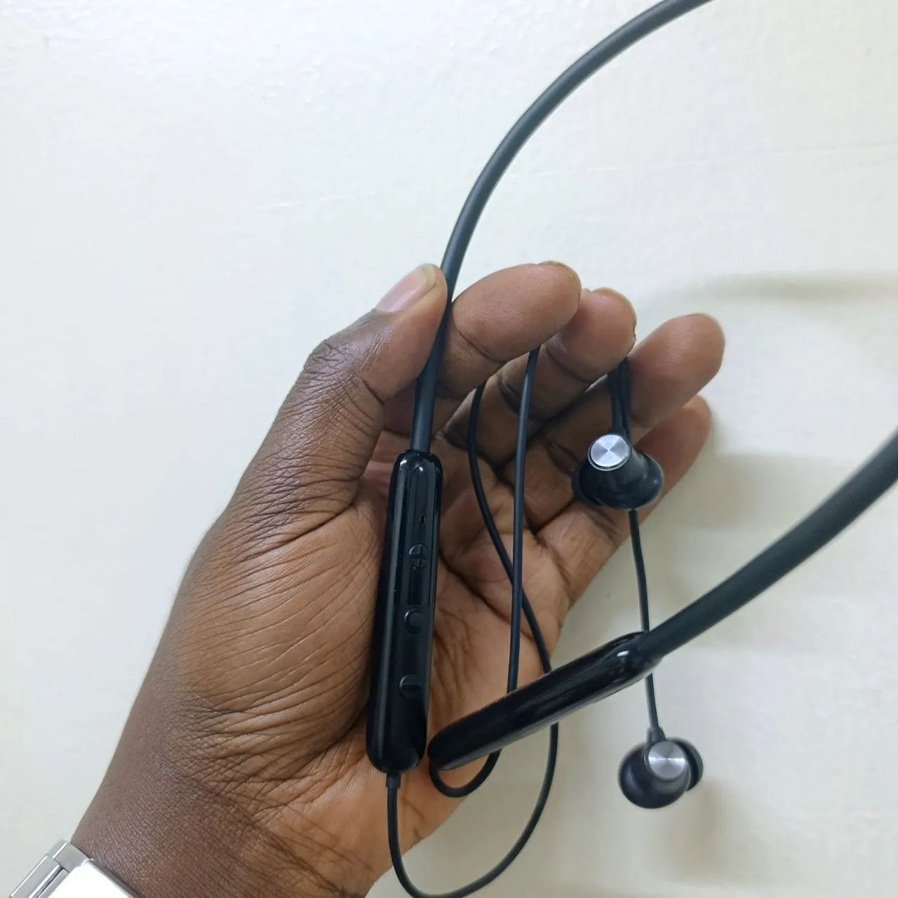 Itel N63 Wireless Neckband Earphones | 10mm Extra Bass, 13-Hour Battery & IPX5 Sweatproof