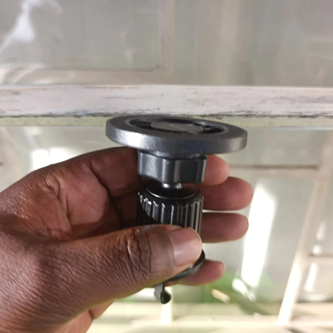 oraimo Hydra 8 Magnetic Air Vent Car Phone Mount