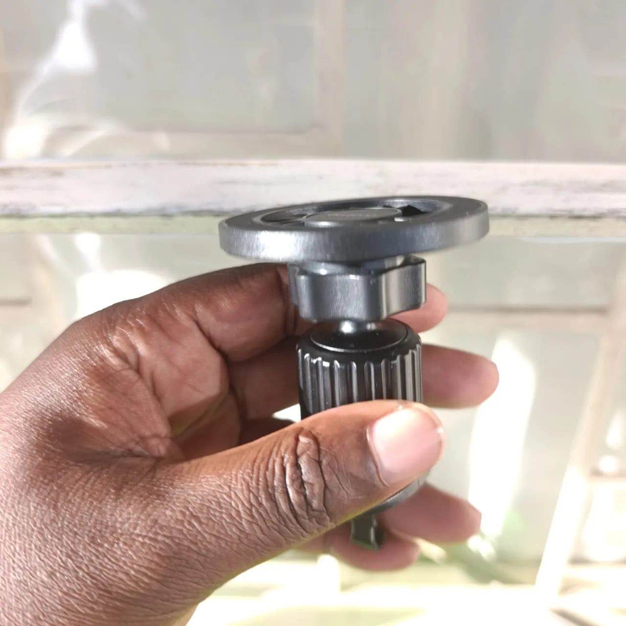 oraimo Hydra 8 Magnetic Air Vent Car Phone Mount